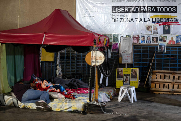 Jorge Rodríguez asegura que “están ocurriendo” excarcelaciones en El Helicoide