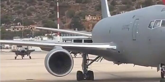 VIDEO: Pasajero grabó una gran concentración de aviones militares de