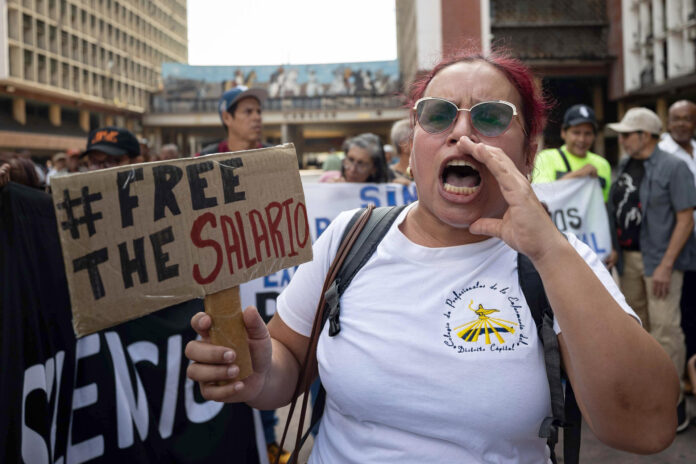 CTV: Aumento del salario mínimo aceptable debería llegar a los