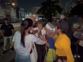 La conmovedora reacción de la madre de Andreina Rodríguez tras su excarcelación de El Helicoide (VIDEO)