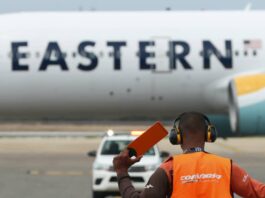 Aterrizó en Maiquetía otro vuelo con más de 200 migrantes deportados de EEUU