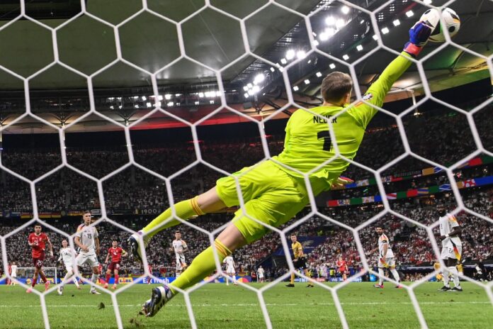Manuel Neuer encabeza la convocatoria alemana para el Mundial