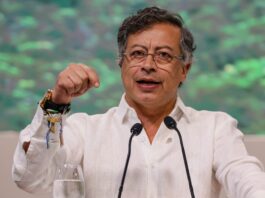 Petro arremetió contra EEUU por dejar fuera del Mundial 2026 al árbitro somalí